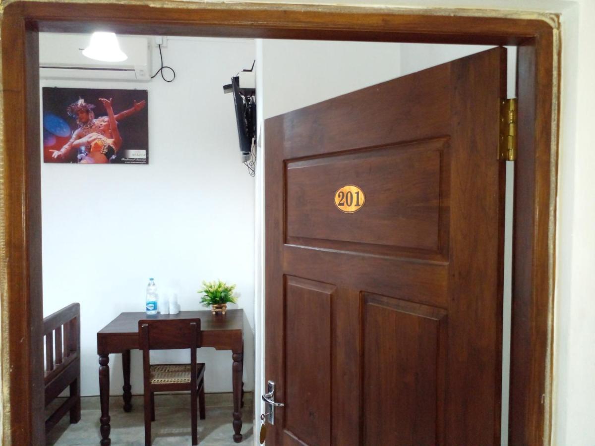 Muduna Walawwa Resort Kandy Exteriér fotografie